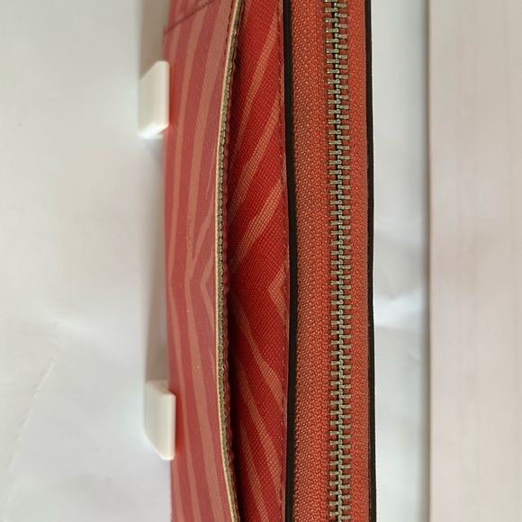 Coach Vibrant Red and Orange Zebra Print Accordion Striped Wallet - Picture 3 of 11